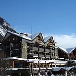 Pavillon 4* Курмайор