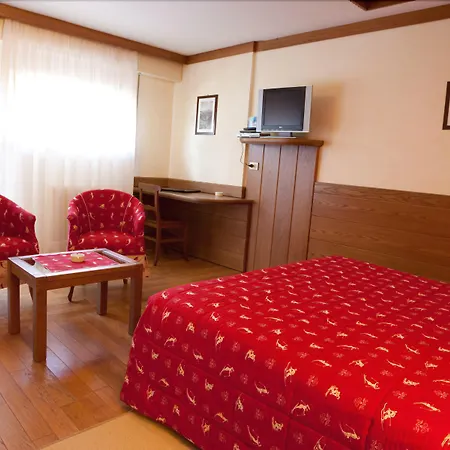 Pavillon Курмайор