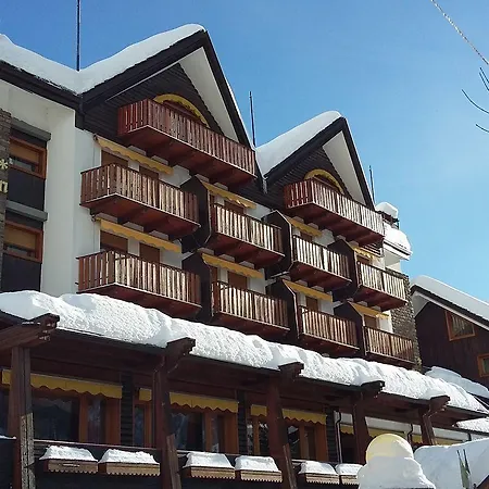 Hotel Pavillon 4*